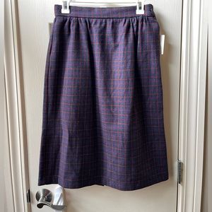 Vintage Joan Leslie Wool Blend Skirt Size 12 Made In USA(lined)